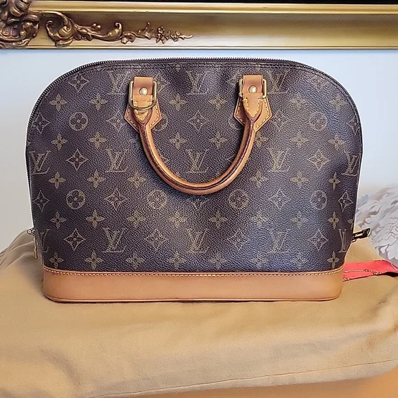 LOUIS VUITTON Alma monogram - Picture 14 of 16